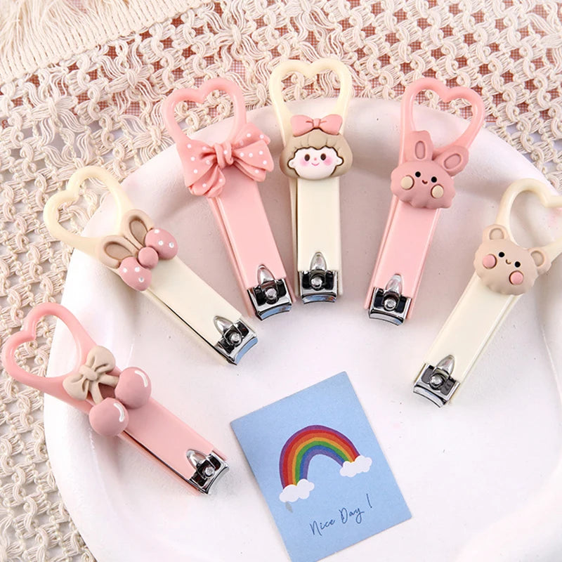 Mini Cartoon heart shaped Nail Clippers (Anti‑Splash, Folding)